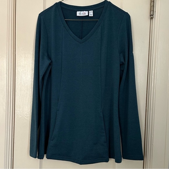 Denim & Co Top  Swing Style Front Pockets Long Sleeve Oversized XS - Picture 2 of 12